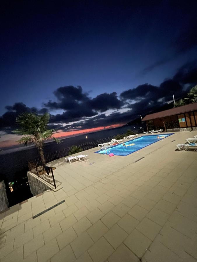 Astan Hotel Гагра Екстер'єр фото