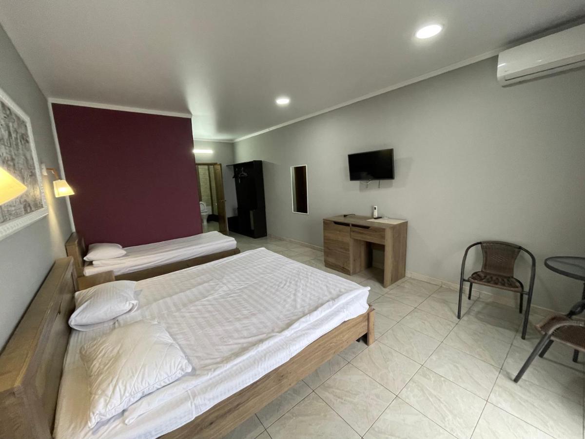 Astan Hotel Гагра Екстер'єр фото